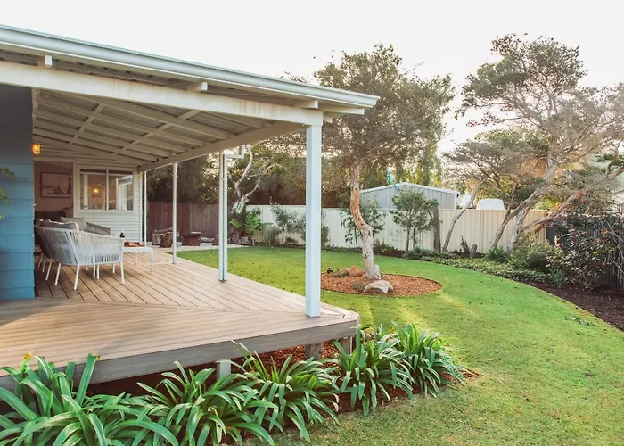 Dunsborough R & R